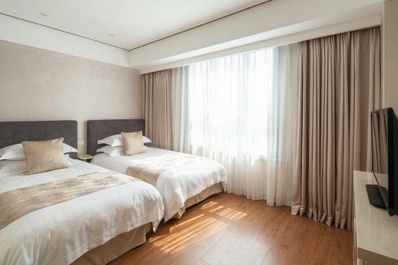 Aparthotel New Harbour Service 4*