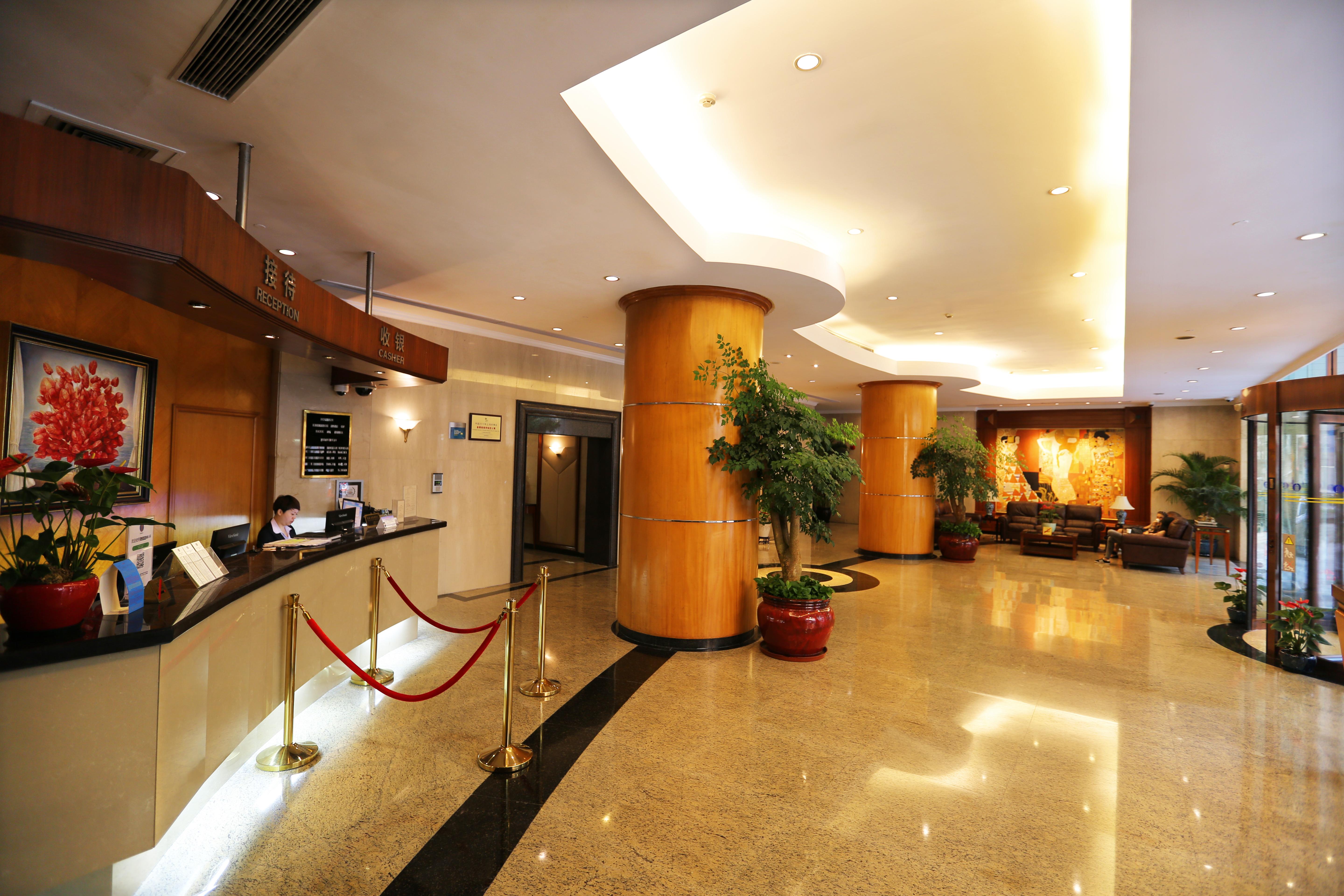 New Harbour Service Aparthotel 4*